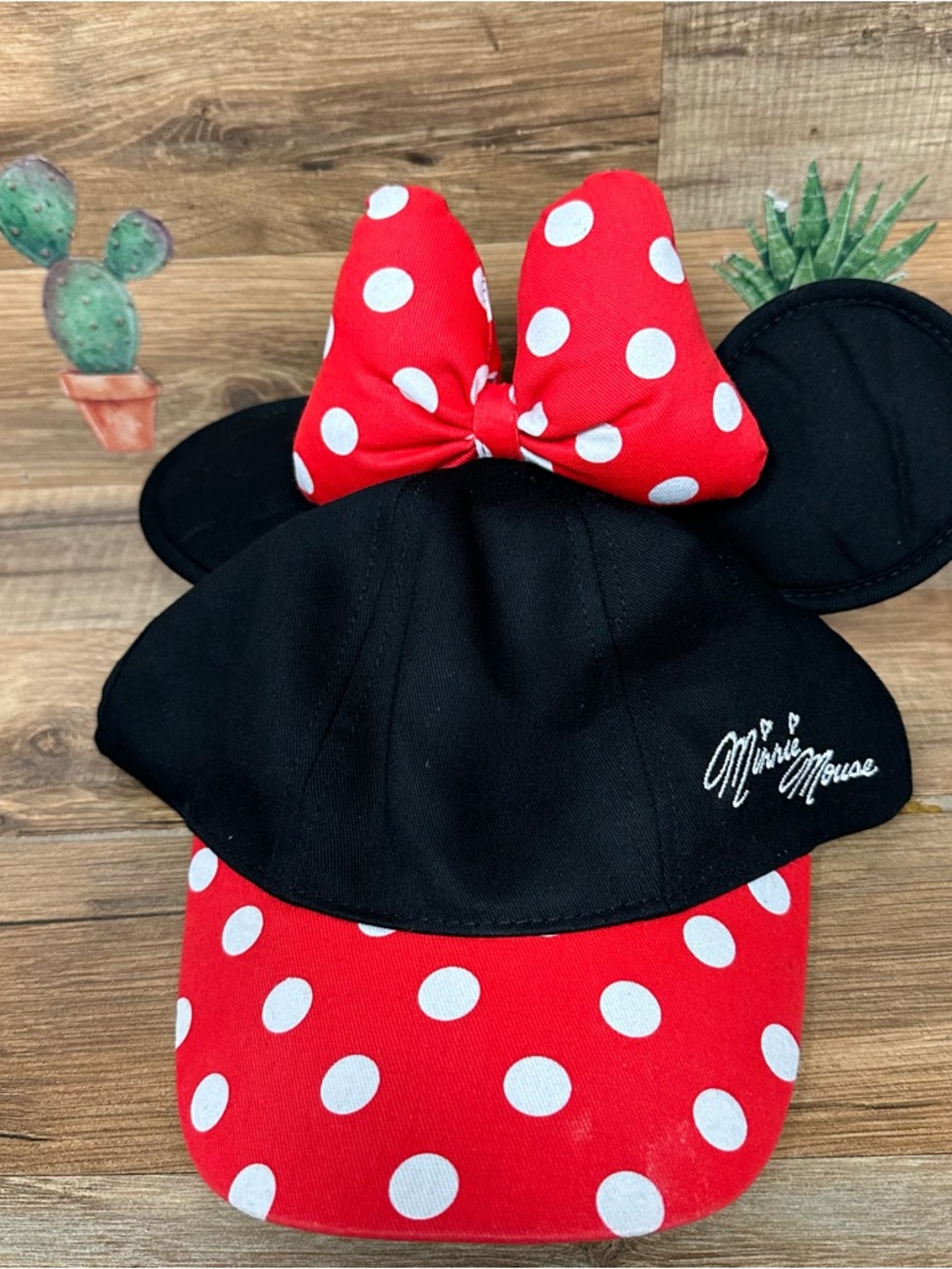 Disneyland Resort Minnie Mouse ears hat Polka Dot Snapback Red Bow kids size
